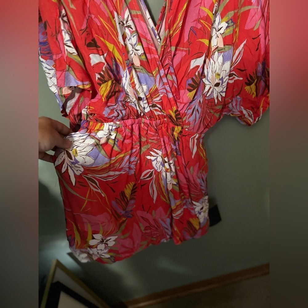 Lulu's Festival Flirt Red Tropical Print Dolman Sleeve Romper Size XL NWT - Picture 12 of 13